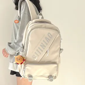Grosse Kapazitaet Leinwand Rucksack fuer Studenten und Pendler stilvoller Freizeittagpack mit Fach.
