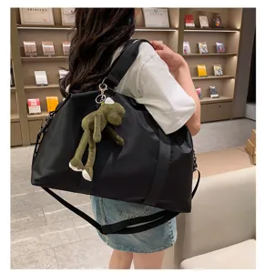 Grosse Reisetasche Damen Sporttasche leicht Handgepäck Tasche für Fitness Reise und Alltag.