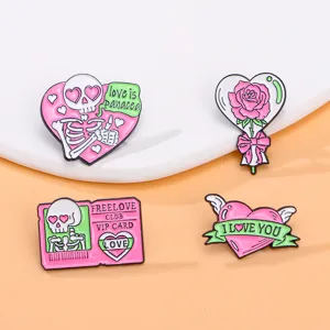 Gothic Pink Heart Skull Enamel Brooch Pin Alloy Cartoon Badge For Valentine's Day Clothing Bag Decoration Unisex Romantic Jewelry