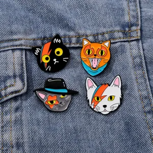 Set di spille smaltate gatto, simpatiche spillette in metallo per vestiti e zaino denim.