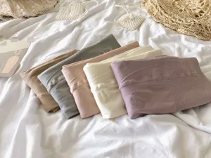 Morandi color winter seamless shaping tights leggings with tummy control and hip lift design.