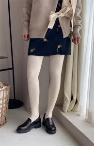 Medias de punto grueso blanco crema para mujer, cómodos leggings de invierno japoneses.