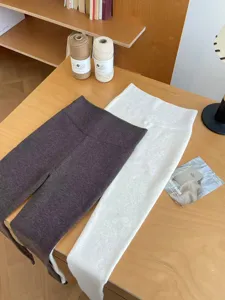 Leggings térmicos forrados cálidos para mujer, pantalones de invierno gruesos en dos colores.