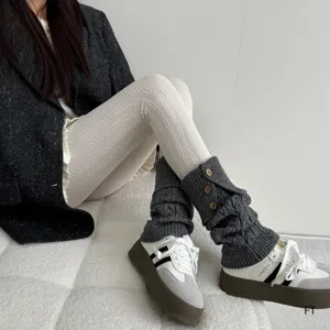 Collants Chauds Épais d'Hiver pour Femmes Vintage Maille Tressée Couleur Unie Collants à Pieds Mode Amincissant Leggings Vêtements Décontractés