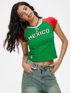 Y2K Kurzes T-Shirt Raglan Kurzarm mit Mexico Buchstaben Druck Kontrastfarben für Damen.