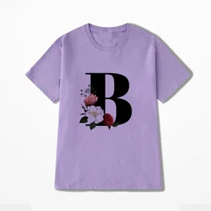 Paars korte mouw t-shirt met bloemletter B print, casual katoenen zomertop voor dames.