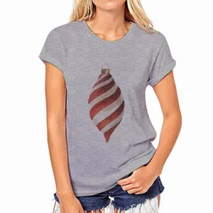 Grijs dames t-shirt met korte mouwen en rood-witte kerstbal print ronde hals casual top