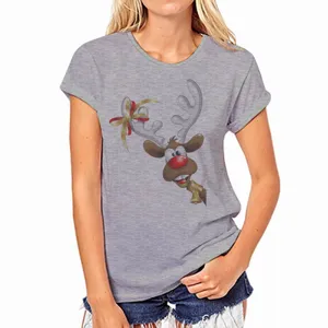 Dames grijs korte mouw t-shirt met schattige cartoon rendier kerst grafische print op borst.