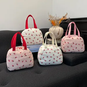 Kordfuerd Erdbeer Lunchtasche grosse Kapazitaet niedliche Handtasche fuer Picknick