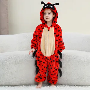 Adorable mameluco de bebé de franela de mariquita roja, mono con capucha para fiesta y Halloween.
