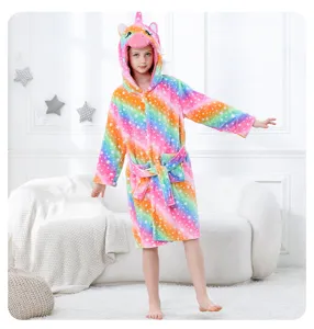 Accappatoio con cappuccio unicorno in flanella per bambini, pigiama caldo con stelle arcobaleno.