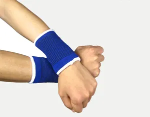 Elastic sports wrist guard for fitness, running, and basketball training protection.