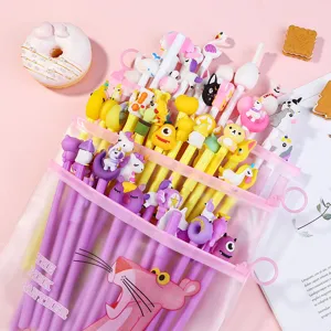 Joli ensemble de stylos gel kawaii dans une trousse rose avec des motifs mignons pour étudiants.