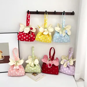 Borsa a mano in tessuto con pois e fiori stile coreano da donna borsa coulisse primavera estate
