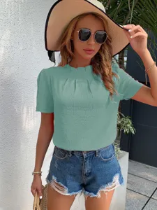 Rundausschnitt einfarbiges Kurzarm-Top Detailansicht, weicher strukturierter Stoff Look.