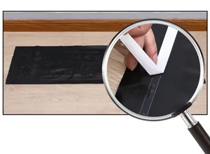 High-strength mouse glue trap detail showing peel-off protective film for easy use.