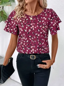 Casual short sleeve abstract print round neck blouse for women, stylish summer fashion top.