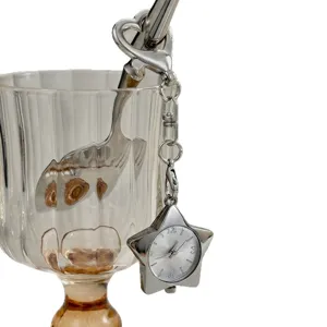 Stern Taschenuhr Schlüsselanhänger Retro Fünfzackiger Stern Quarzuhr Tasche Anhänger