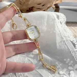 Orologio al quarzo quadrato elegante con cinturino a catena unico in stile vintage.