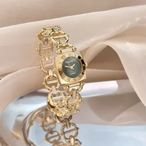 Elegante Damen Quarz Armbanduhr mit quadratischem Zifferblatt goldener Kettenglieder Armband