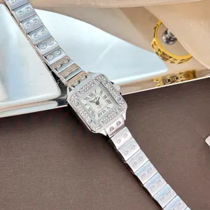 Elegante Damen Quarzuhr mit Strass quadratisch Edelstahl Armband Modeschmuck Uhren neu.