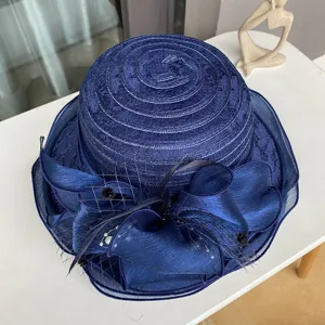 Elegante donkerblauwe kanten zonnehoed voor dames, ademende hoed voor reizen en zomer strand.
