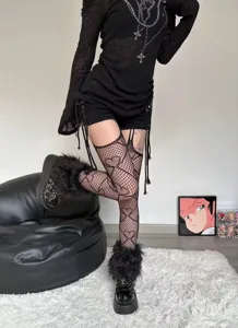 Heart pattern fishnet tights sweet cool style suspender pantyhose for women spring summer.