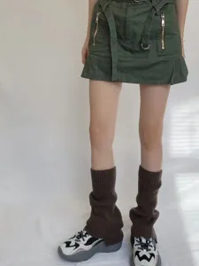 Calentadores de punto marrón oscuro para mujer, calcetines slouch cálidos de invierno de moda.