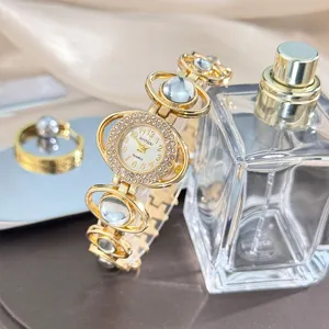 Fashion Rhinestone Women Alloy Quartz Watch Oval Dial Analog Chain Bracelet Wristwatch Elegant Ladies Decorative Dress Watch Jewelry