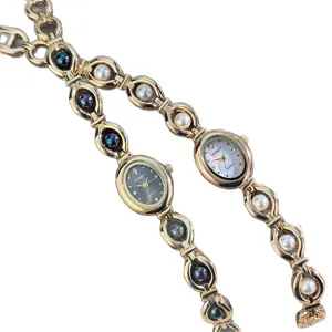 Orologio da polso al quarzo da donna dorato vintage con cinturino a catena di perle
