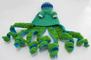 Handmade Crochet Octopus Hat Funny Halloween Party Green Blue Novelty Knit Cap 1pc