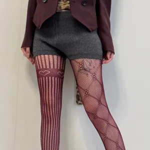Collants résille à motifs sexy pour femmes, bas ajourés avec des motifs de cœurs et de losanges.