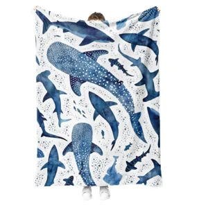 Morbida coperta in pile di flanella con stampa squalo acquerello blu per la tua comoda casa.