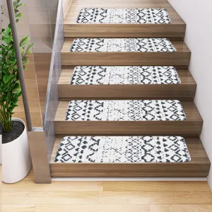 Alfombra antideslizante para escaleras, patrón geométrico boho blanco y negro.
