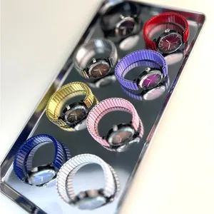 Reloj de cuarzo casual para mujer con correa de metal elastica, esfera minimalista.