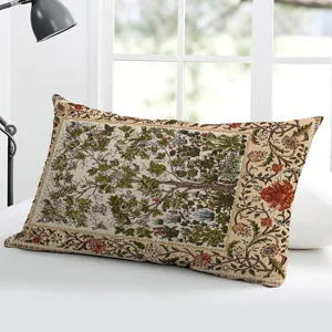 Vue detaillee du long coussin de style persan vintage, presentant un motif botanique complexe.