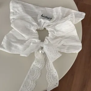 Weißer spitze schleife haargummi mit perlenanhänger und elegantem design für damen