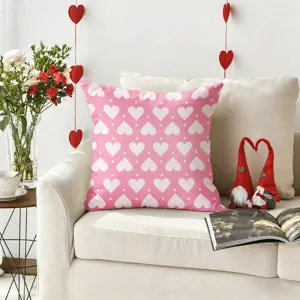 Housse de coussin decorative motif coeur rose vue detail pour salon et canape cosy