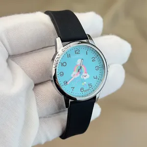 Kinder Silikon Regenbogen Uhr mit niedlichem Wolken Zifferblatt fur den taeglichen Gebrauch