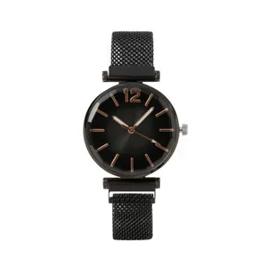 Orologio al quarzo da donna con cinturino in maglia nera, design minimalista, elegante.