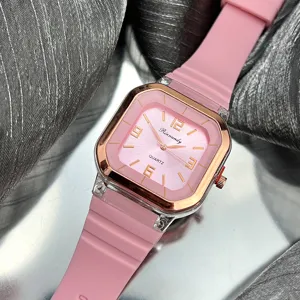 Reloj de cuarzo cuadrado rosa con correa de silicona, reloj casual para mujeres y estudiantes.