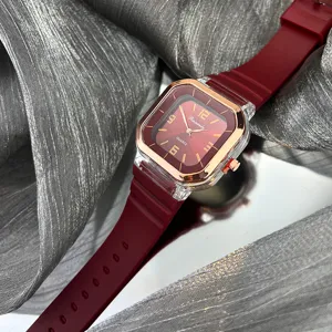 Reloj de cuarzo cuadrado mujer correa de silicona roja caja transparente moda