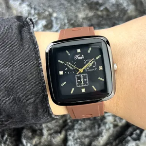 Quadratisches Zifferblatt Quarzuhr mit braunem Silikonarmband Freizeit Unisex Modische Armbanduhr