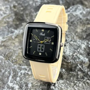 Mode Quadratisches Zifferblatt Quarzuhr Für Herren Damen Legierung Gehäuse Silikon Armband Strass Akzente Lässig Studenten Armbanduhr