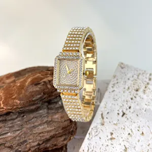 Luxury Women Square Full Diamond Quartz Watch Elegant Rhinestone Alloy Wristwatch Fashion Shinning Ladies Metal Dress Watch