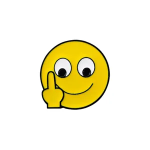 Simpatico distintivo spilla smaltata emoji dito medio cartone animato lega per vestiti.