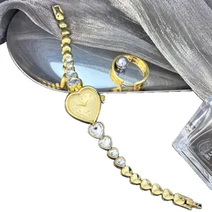 Montre quartz femme cœur élégante luxe métal doré bracelet cristal bijoux mode chic