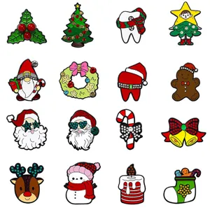 Weihnachten Cartoon Brosche Legierung Strass Emaille Weihnachtsmann Weihnachtsbaum Rentier Abzeichen Pin Festlicher Schmuck