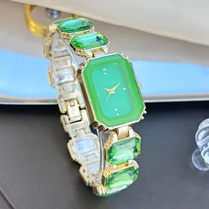 Luxus smaragdgrüne Kristall Mode Damen Armbanduhr elegante rechteckige Quarz Damenuhr