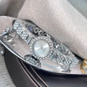 Women silver rhinestone quartz watch exquisite small dial bracelet watch gift accessory